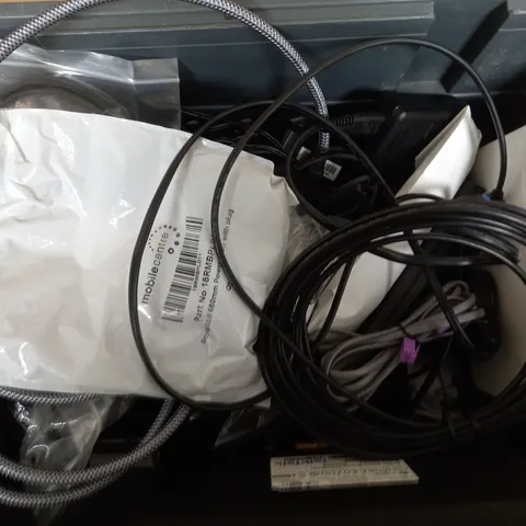 BOX OF ASSORTED CABLES 