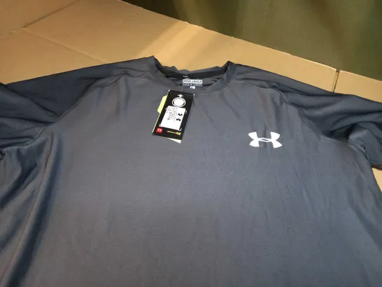 UNDER ARMOUR STEEL/LOGO FITNESS TOP - LARGE