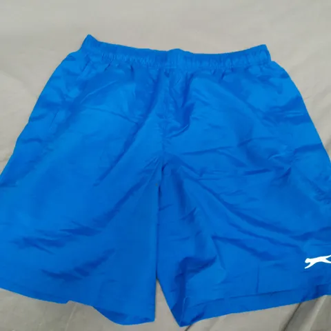 SLAZENGER WOVEN SHORT IN ROYAL BLUE - LARGE