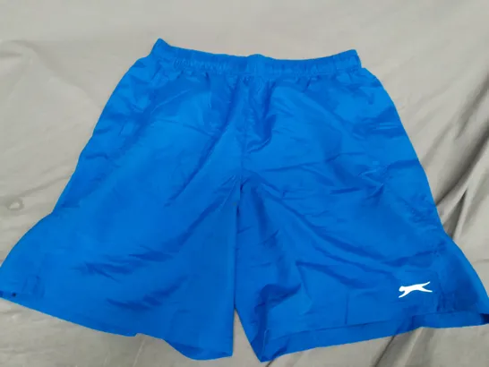 SLAZENGER WOVEN SHORT IN ROYAL BLUE - LARGE