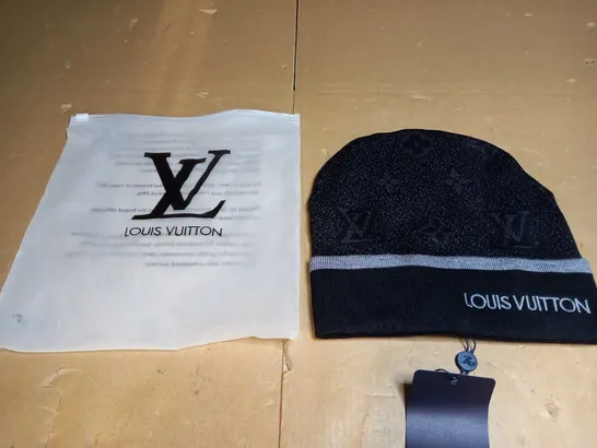 LOUIS VUITTON BEANIE HAT 