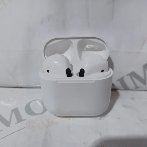 BOXED PRO 200 WIRELESS EARBUDS IN WHITE