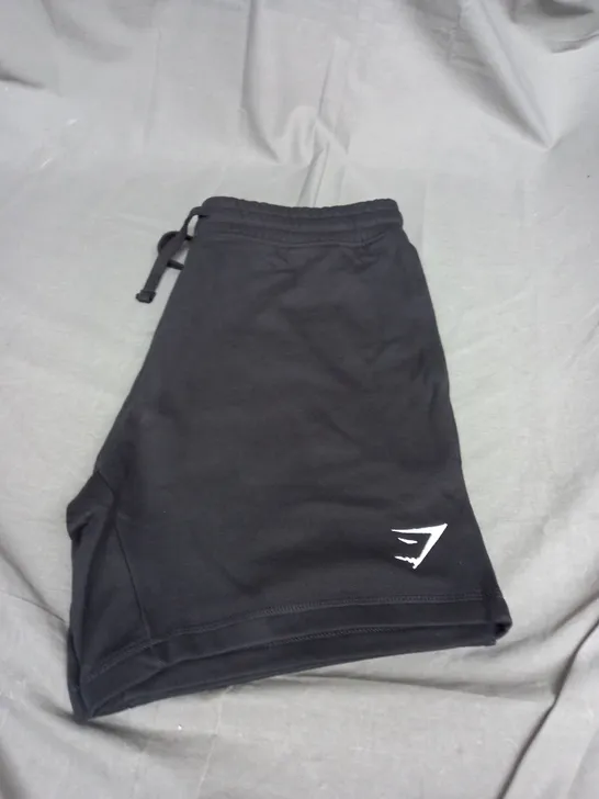 GYMSHARK CREST 7" SHORTS SIZE L