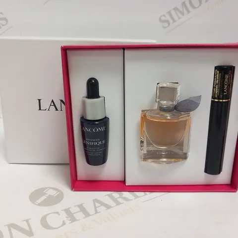 BOXED AND  LANCOME PARIS LA VIE EST BELLE GIFT SET