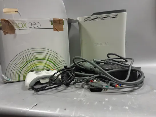 BOXED XBOX 360 CONSOLE WITH CABLES, POWER LEAD AND CONTROL