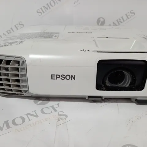 EPSON EB-X27 LCD DESKTOP PROJECTOR