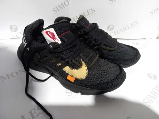 PAIR OF NIKE TRAINERS IN BLACK SIZE UNKNOW 