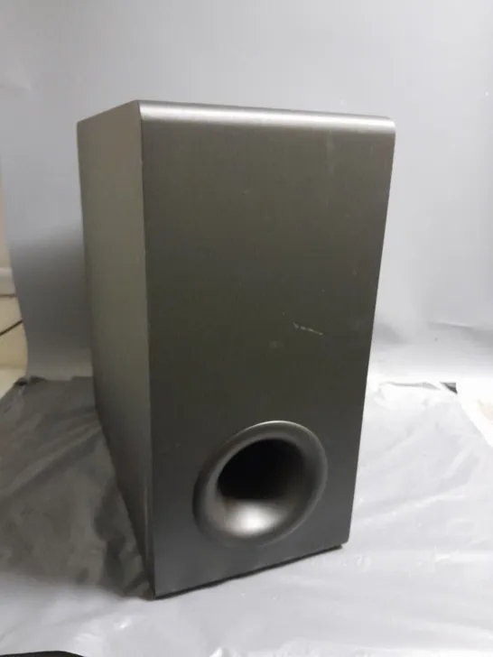 LG WIRELESS ACTIVE SUBWOOFER SPQ8-W 