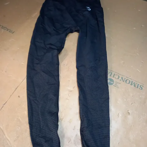 GYMSHARK SPORTY LEGGING PANTS - MEDIUM