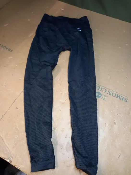 GYMSHARK SPORTY LEGGING PANTS - MEDIUM