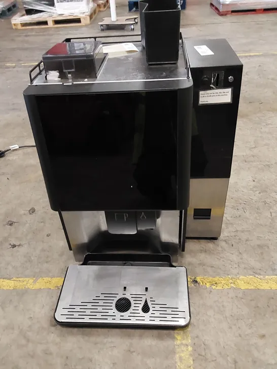 COFFETEK VITRO X3 DUO COMMERCIAL COFFEE MACHINE 