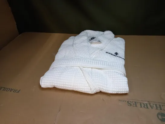 EXECUTIVE PIPED COTTON WAFFLE BATHROBE - SMALL