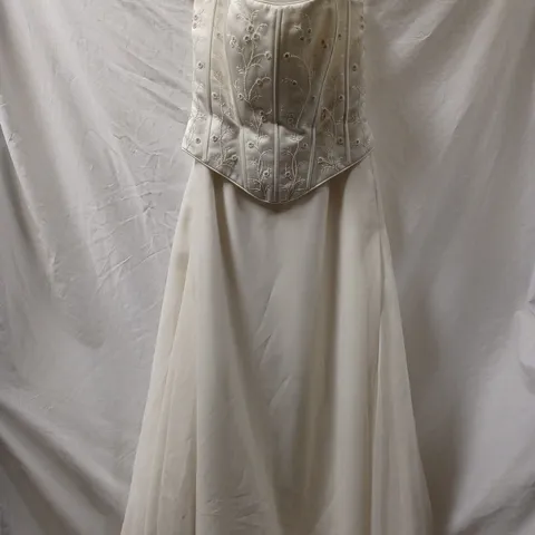 ALFREDO ANGELO WEDDING DRESS, IVORY - SIZE UNKNOWN 