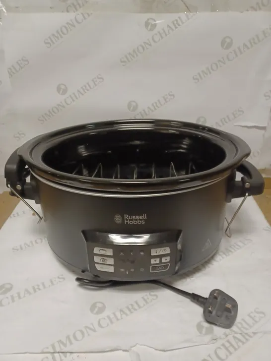 RUSSELL HOBBS SLOW COOKER 