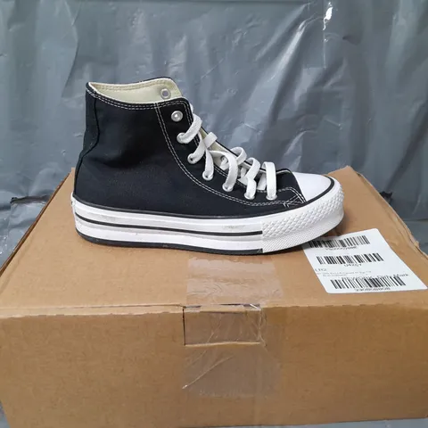 CONVERSE ALL STARS JUNIOR GIRLS HIGH TOP TRAINERS BLACK/WHITE SIZE 3