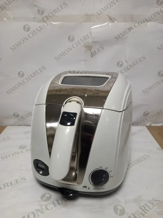 BREVILLE EASY CLEAN DIGITAL FRYER 