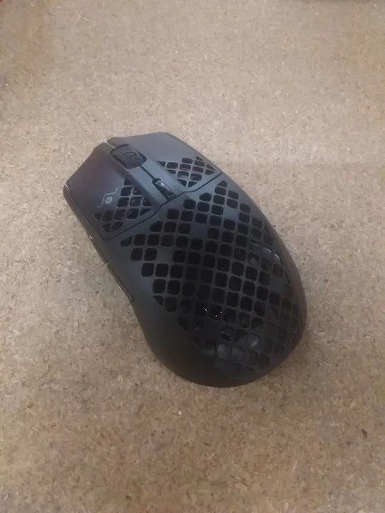 STEELSERIES AEROX 3 WIRELESS MOUSE