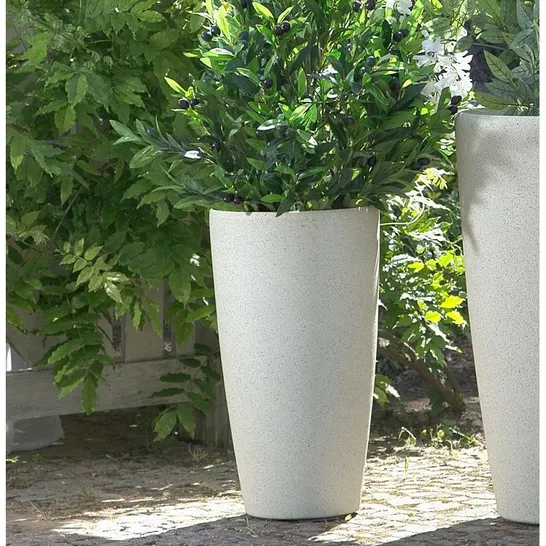 BOXED ADEN STONE PLANT POT