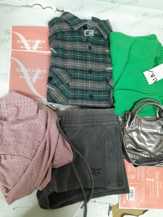 BOX OF APPROXIMATELY 20 ASSORTED CLOTHING ITEMS TO INCLUDE GREEN TOP, HANDBAG, BRIEF UNDERWEAR ETC