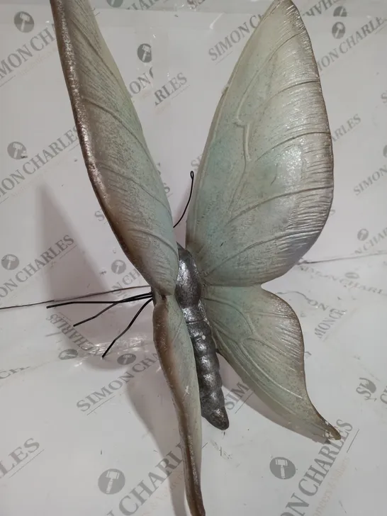 HOME2GARDEN LARGE GARDEN BUTTERFLY DECOR SOFT METALLIC 