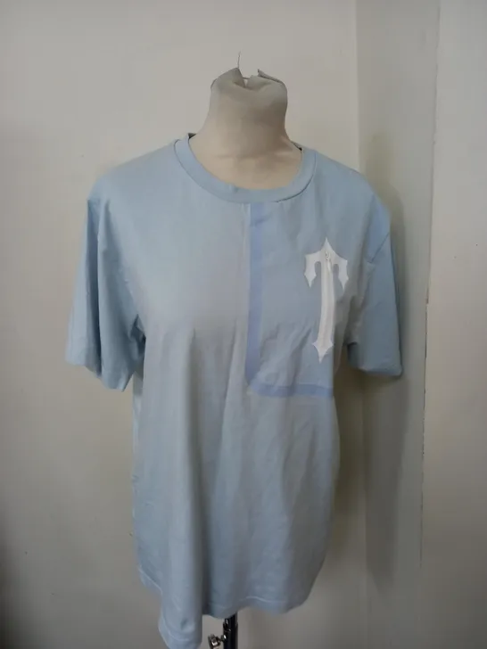 TRAPSTAR MEDIUM ZIP CHEST POCKET LIGHT BLUE TSHIRT 