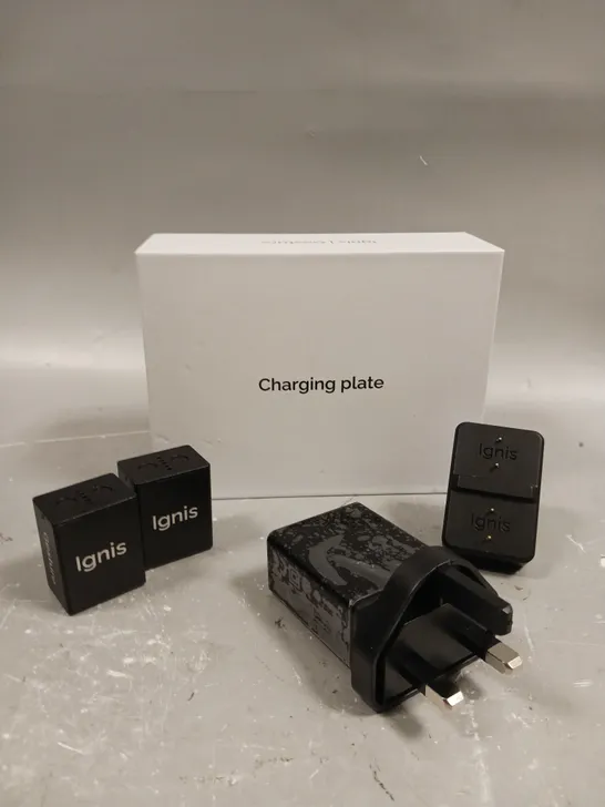 BOXED IGNIS GESTURE CHARGING PLATE 