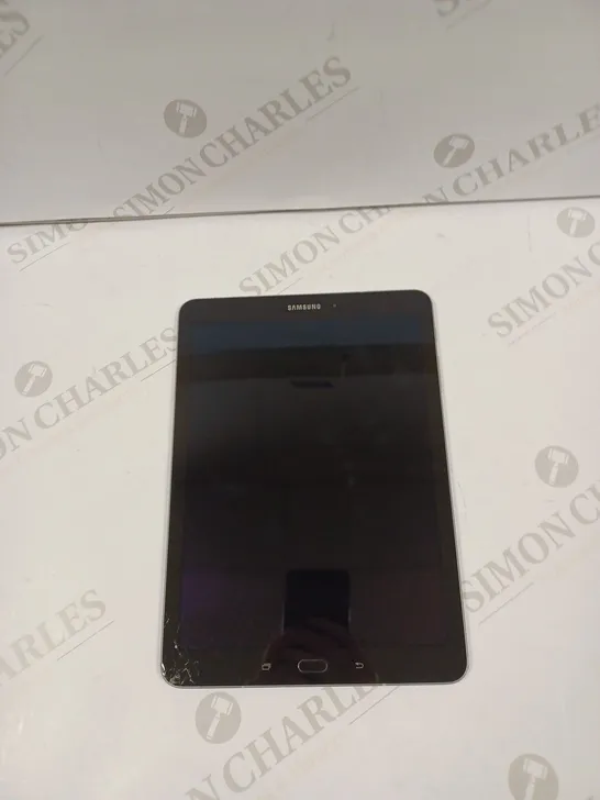 SAMSUNG GALAXY TAB SM-T820