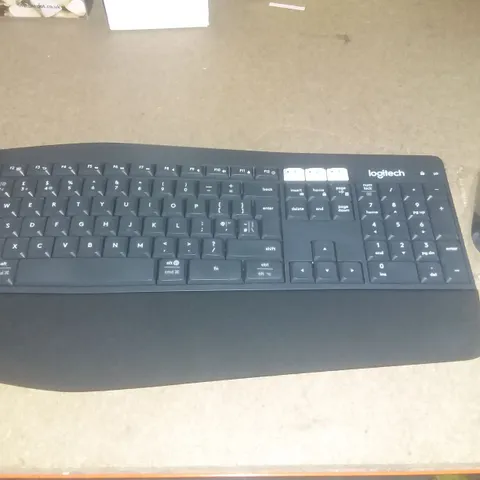 LOGITECH MK850 PERFORMANCE KEYBOARD