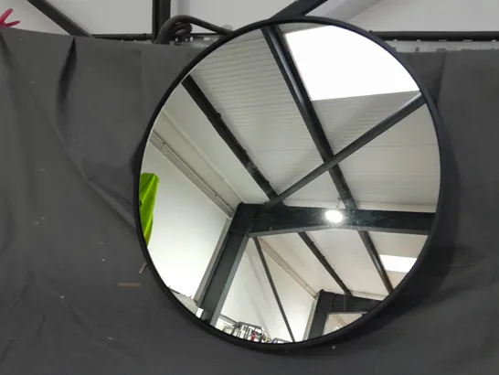BOXED ROUND WALL MIRROR 