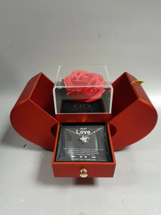 BOXED ETERNAL LOVE APPLE GIFT BOX 