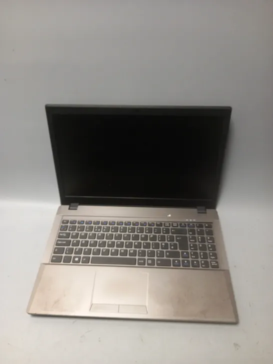 UNBOXED ERGO NOTEBOOK COMPUTER - MODEL W655SZ