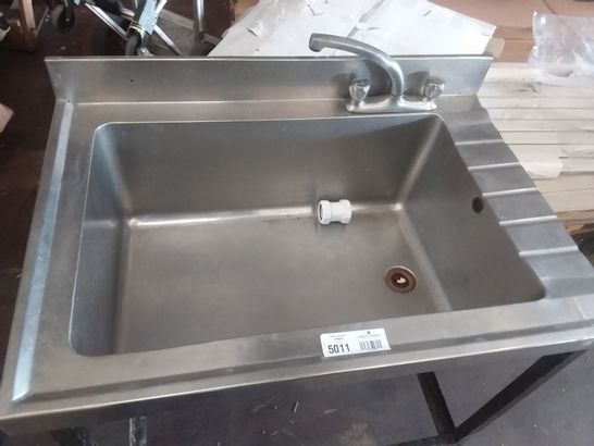 STAINLESS STEEL WASH UP SINK ON STAND 