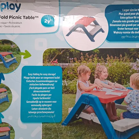 BOXED PALPLAY FUN 'N FOLD PICNIC TABLE 