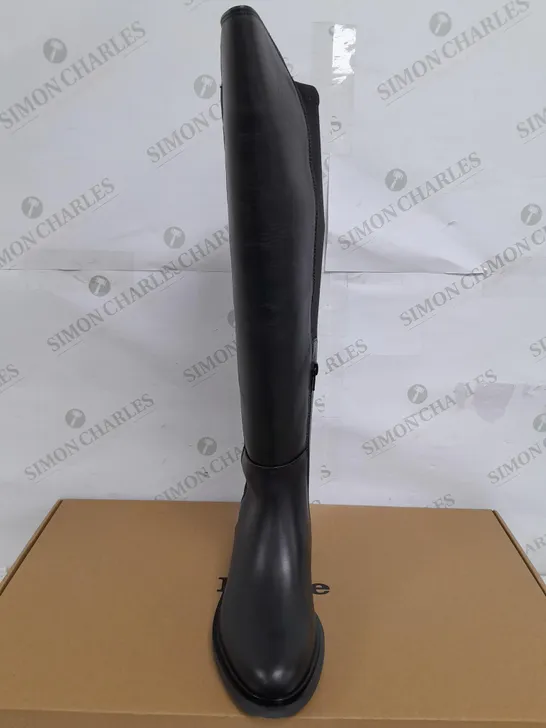 BOXED PAIR OF DUNE LONDON UNDER THE KNEE BLACK LEATHER BOOTS - SIZE 3/36