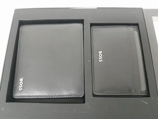 BOXED BOSS WALLET AND CARD HOLDER SET