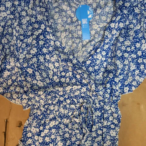 CUPSHE FLORAL PRINT DRESS IN BLUE UK SIZE L