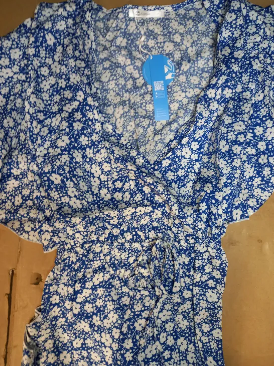 CUPSHE FLORAL PRINT DRESS IN BLUE UK SIZE L