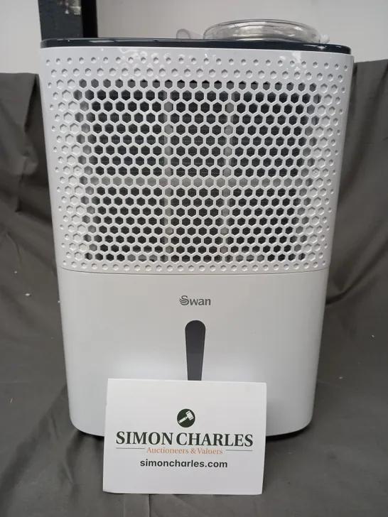 BOXED SWAN 10-LITRE DEHUMIDIFIER - WHITE/GREY RRP £99.99