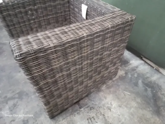 DESIGNER BROWN RATTAN CUBE CHAIR