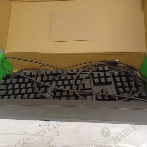 RAZER HUNTSMAN V2 ANALOG PREMIUM GAMING KEYBOARD