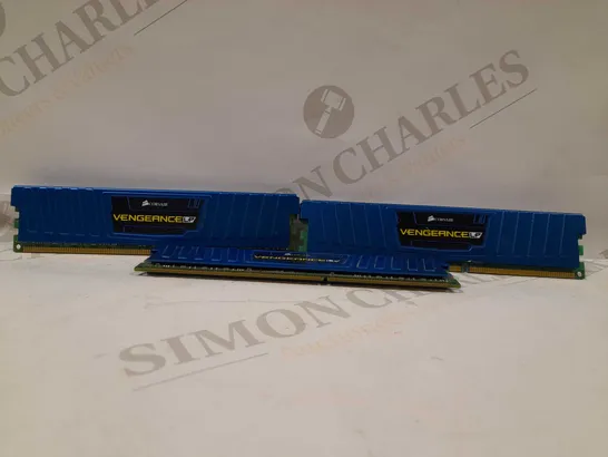 CORSAIR VENGEANCE LOW PROFILE BLUE - 8GB DUAL CHANNEL DDR3 MEMORY KIT