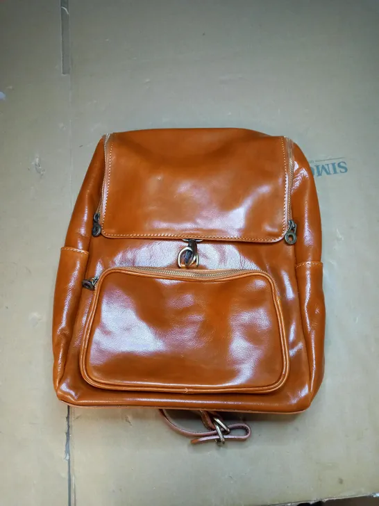 BROWN LEATHER BACKPACK