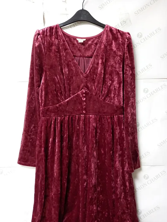 MONSOON DRESS IN BERRY SIZE 14 