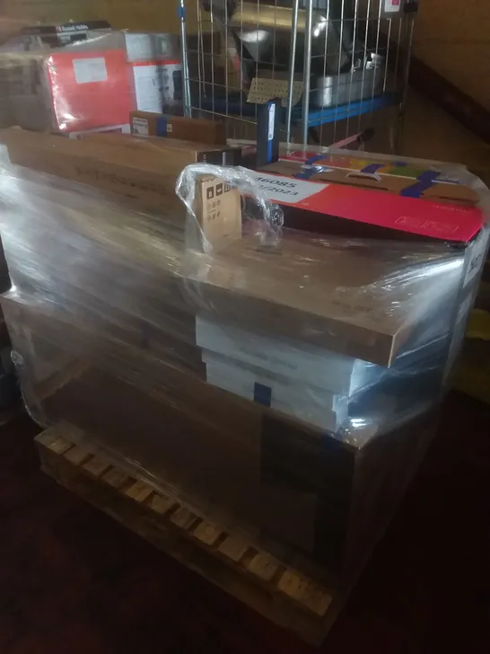 PALLET OF APPROXIMATELY 25 ASSORTED MONITORS INCLUDING 