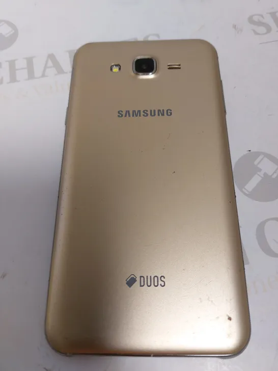 SAMSUNG GALAXY J7