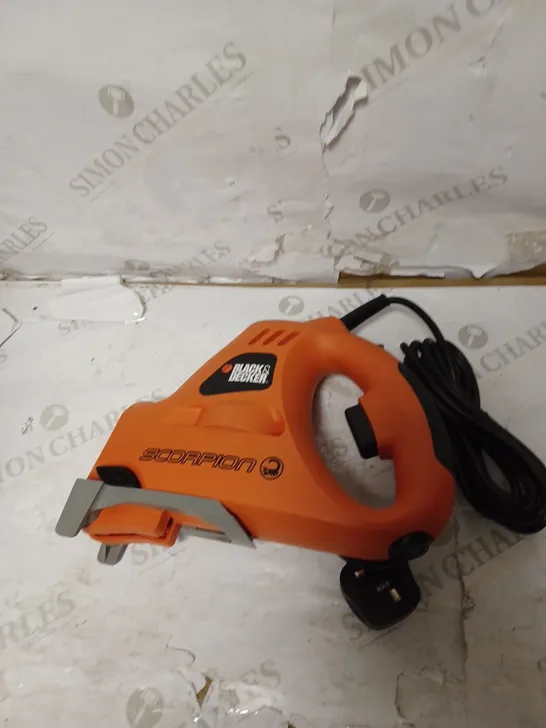 BLACK+DECKER 400V SCORPION ELECTRIC SAW, KS890ECN-GB