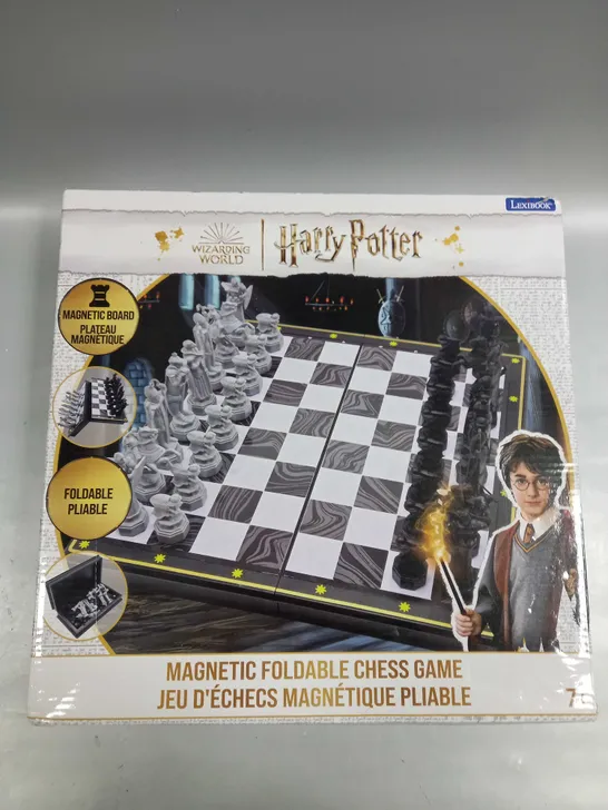 BOXED HARRY POTTER MAGNETIC FOLDABLE CHESS GAME RRP £49.99