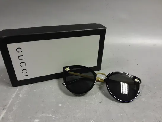 GUCCI LOGO FRAMED OVAL SUNGLASSES