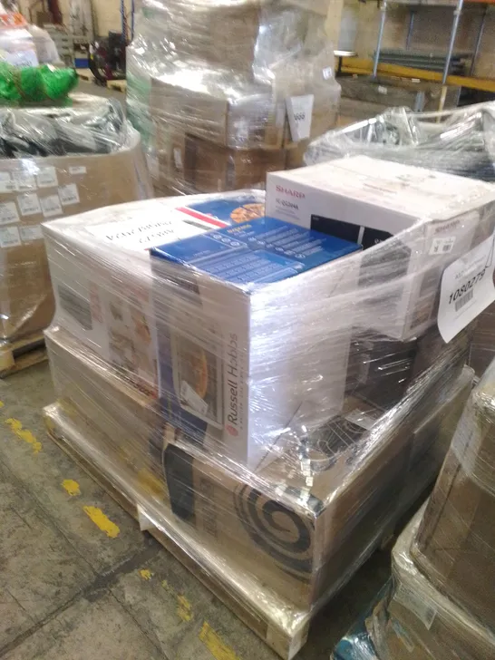 PALLET OF APPROXIMATELY 9 UNPROCESSED RAW RETURN HOUSEHOLD AND ELECTRICAL GOODS TO INCLUDE;