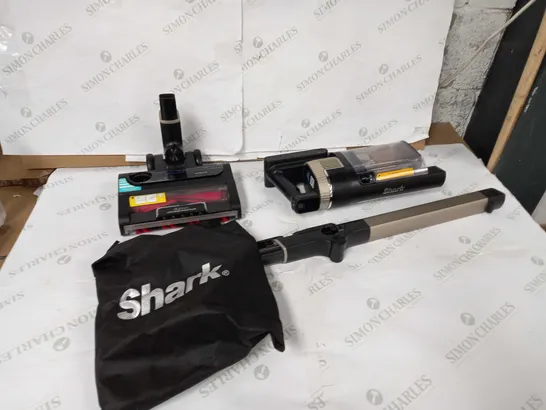 SHARK CORDLESS STICK VACUUM CLEANER PET PRO MODEL